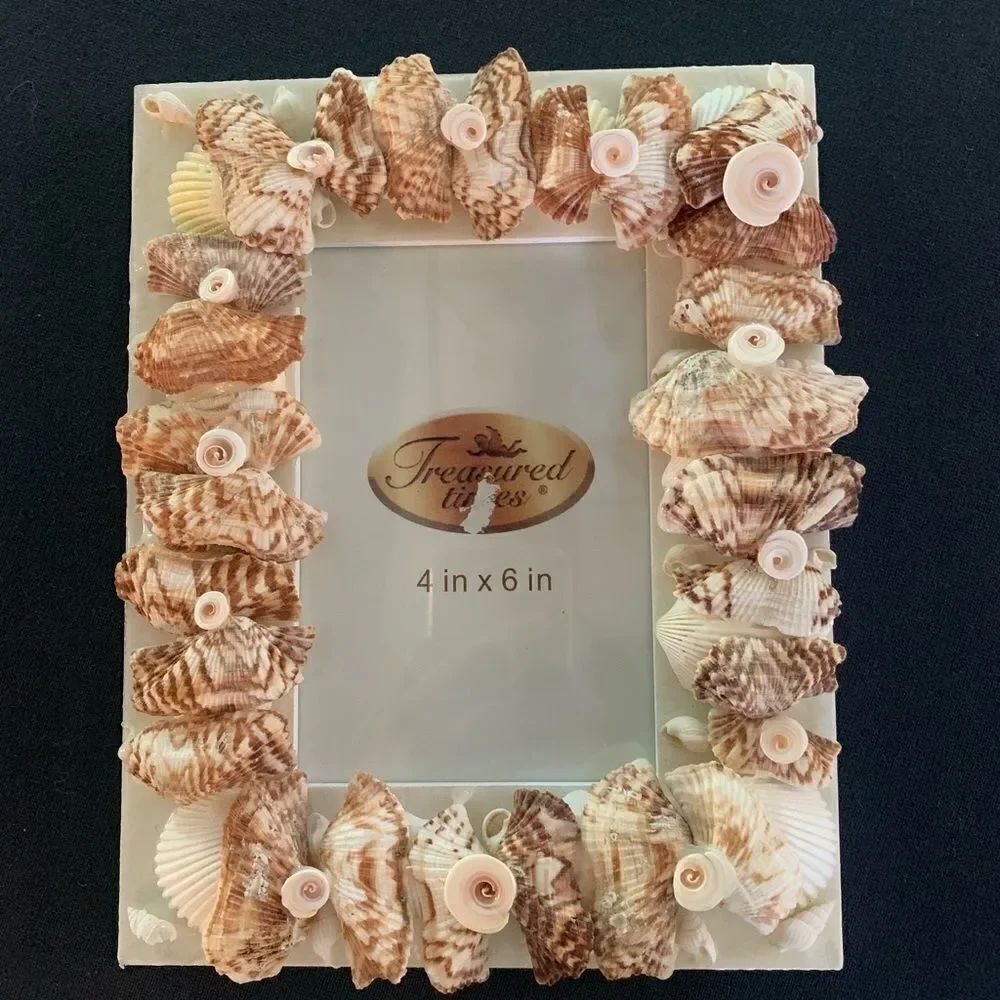 Seashell Picture Frame - Picture 1 of 4